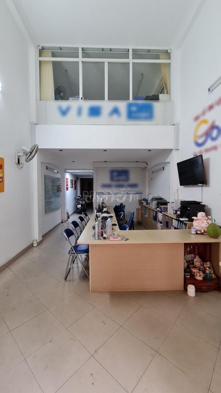 Cho thuê nhà chính chủ Quận Phú Nhuận, dtsd 140m2, 1 trệt, 1 lửng, 1 lầu, giá 25 triệu/tháng, lh 0901886065