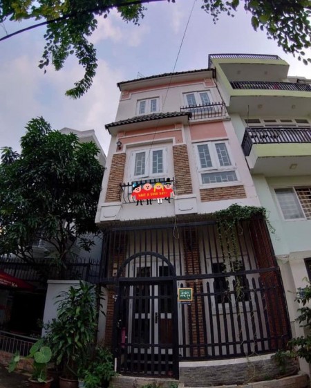 Cần cho thuê nhà nguyên căn hẻm xe tải lưu thông đường Nguyễn Văn Thương (D1 cũ)