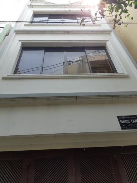 Cần cho thuê căn nhà mới, 44m2 có 3 lầu tại Trần Quốc Thảo Quận 3.