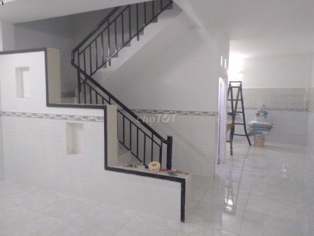 Mình cần cho thuê nhà Thủ Đức, 1 trệt, 1 lầu đúc kiên cố, 2 PN, giá 6.5 triệu/tháng, dtsd 96m2, lh 0938626759