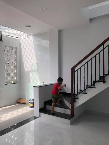Nhà nguyên căn mới tinh sạch sẽ trong khu dân cư Sông Đà quận Thủ Đức