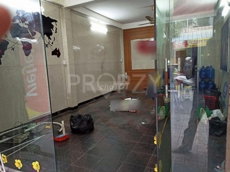 Cho thuê nhà rộng 56m2 có sân thượng, 2 PN, mt Thích Quảng Đức, Phú Nhuận, giá 20 triệu/tháng