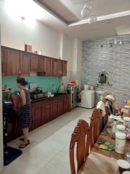 Nhà hẻm 245/2 Mã Lò, Quận Bình Tân cần cho thuê nhà rộng 75m2, 2 tầng, giá 12 triệu/tháng