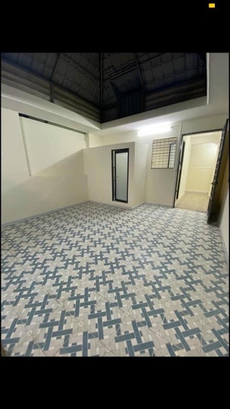 Chủ cần cho thuê nhà rộng 48m2, 1 trệt, 4 tầng, giá 35 triệu/tháng, hẻm Nguyễn Thiện Thuật, Quận 3