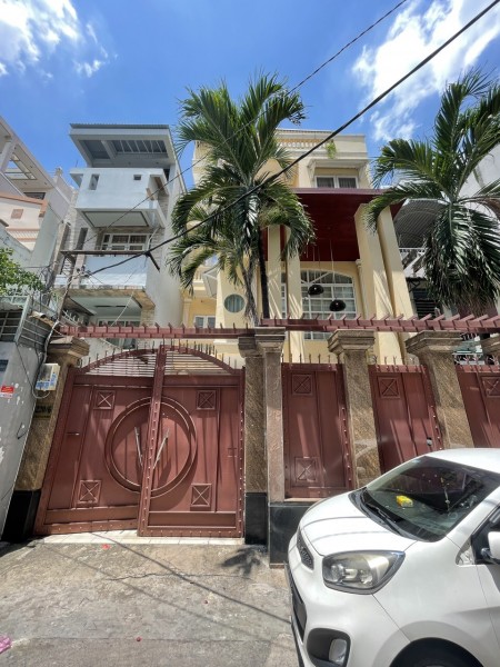 Biệt Thự cho thuê Quận Phú Nhuận, đẹp mới.