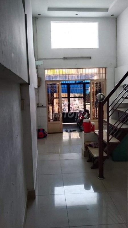 Chủ cần cho thuê nhà rộng thoáng dtsd 110m2, 1 trệt, 1 lầu đúc, giá 14.5 triệu/tháng, hẻm Phạm Thế Hiển