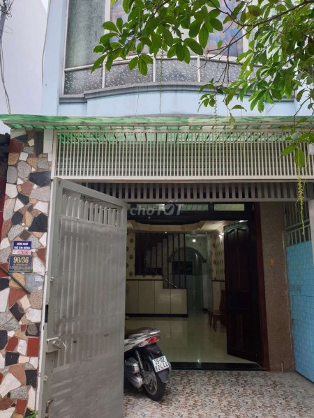 Hẻm 90/36 Trần Văn Ơn, Quận Tân Phú cần cho thuê giá 15 triệu/tháng, dtsd 240m2, 3 tầng