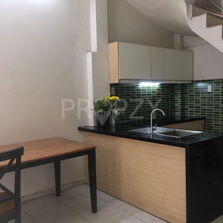 Cho thuê nhà 32m2, 1 trệt, 3 lầu đúc hẻm Trần Khắc Chân, Quận 1, giá 16 triệu/tháng, LHCC