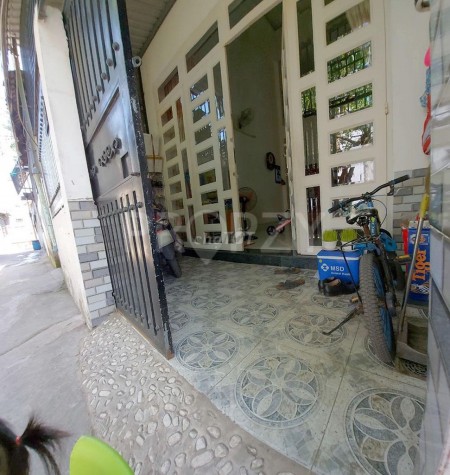 Nhà chính chủ cho thuê rộng 60m2, 1 trệt, 1 lầu đúc kiên cố, hẻm Hiệp Bình, Thủ Đức, giá 9 triệu/tháng