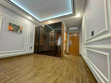 Nhà rộng 80m2, cần cho thuê gấp giá 45 triệu/tháng, 1 trệt, 1 lầu đúc kiên cố, mt Nguyễn Trường Tộ, Quận 4