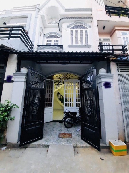 Hẻm an ninh Phan Huy Ích, Gò Vấp cần cho thuê nhà rộng 40m2, giá 8 triệu/tháng