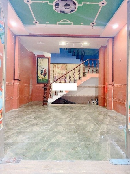 Mình cần cho thuê nhà rộng 45m2, 1 trệt, 3 lầu đúc, giá 24 triệu/tháng, hẻm Nguyễn Hồng Đào, Tân Bình