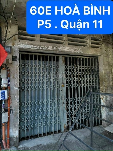 Mặt tiền 60E Hoà Bình, Quận 11 cần cho thuê nhanh giá 12 triệu/tháng, dtsd 40m2, sàn gạch men