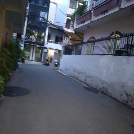 Hẻm 5m Tô Hiến Thành, nhà trệt 3 lầu, 3PN 3WC