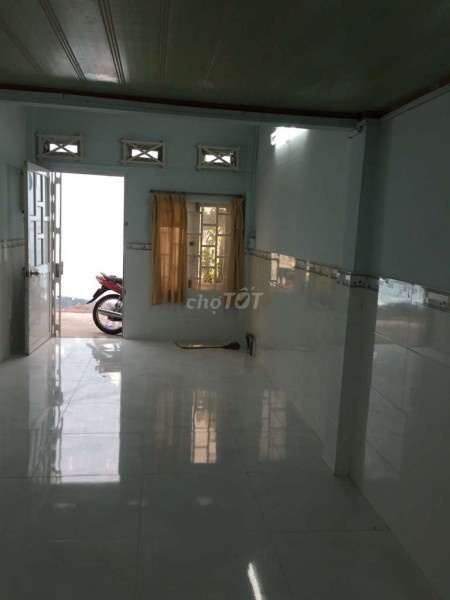 Mình cần cho thuê nhà 50m2, 1 trệt, 1 lửng, hẻm 40 Khánh Hội, Quận 4 giá 6.5 triệu/tháng