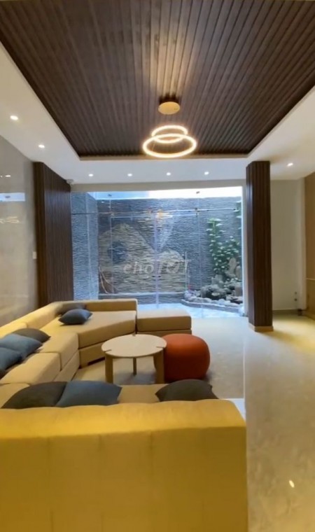 Nguyên căn chủ cần cho thuê nhanh dtsd 470m2, 4 tầng, hẻm Đồng Xoài, Tân Bình, giá 35 triệu/tháng