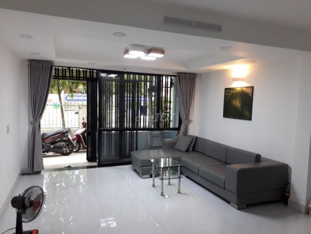 Nhà 50m2 nguyên căn đúc kiên cố, 2 PN, có máy lạnh, hẻm Đinh Bộ Lĩnh, Bình Thạnh, giá 10 triệu/tháng