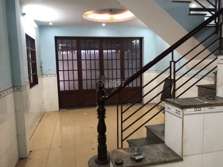 Nguyên căn hẻm Lê Văn Thọ, Gò Vấp cần cho thuê nhà rộng 65m2, 3 tầng đúc, giá 11 triệu/tháng