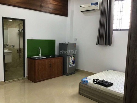 Đường Lý Thường Kiệt, Quận Tân Bình cần cho thuê nhà rộng 150m2, 4 tầng, giá 45 triệu/tháng