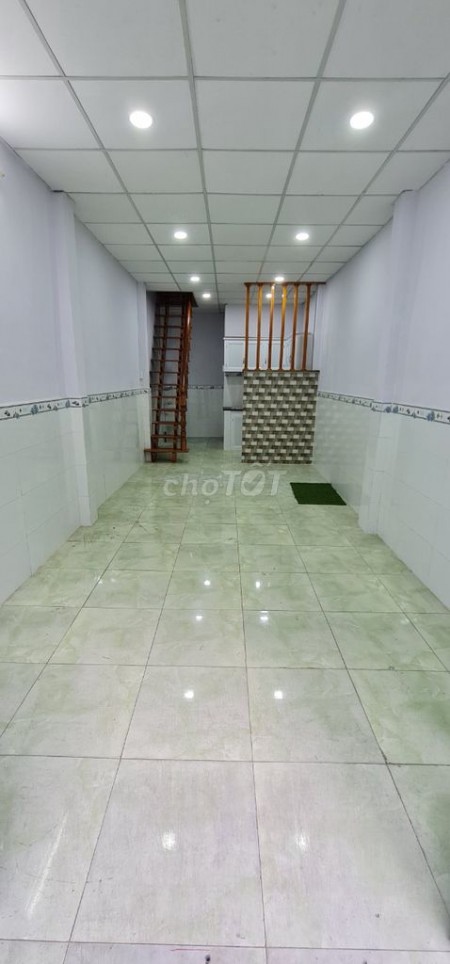 Trống nhà hẻm Lê Đình Cẩn, Bình Tân cần cho thuê nhà rộng 32m2, giá 5.5 triệu/tháng, LHCC