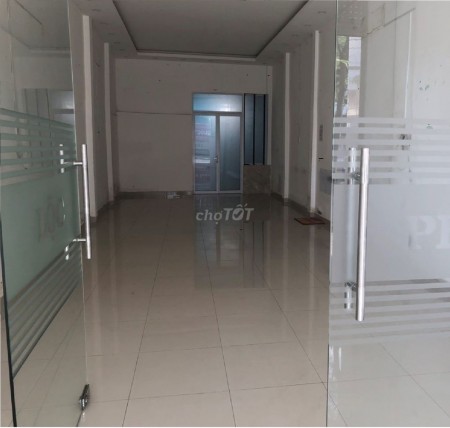 Trống nhà nguyên căn 99m2 (4.5mx22m) cần cho thuê giá 17 triệu/tháng, mt Phạm Thế Hiển, Quận 8