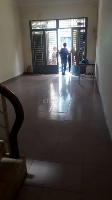 Nguyên căn chính chủ cần cho thuê dtsd 64m2, 3 tầng, giá 11 triệu/tháng, hẻm 48/2/16 Hồ Đắc Di, Tân Phú