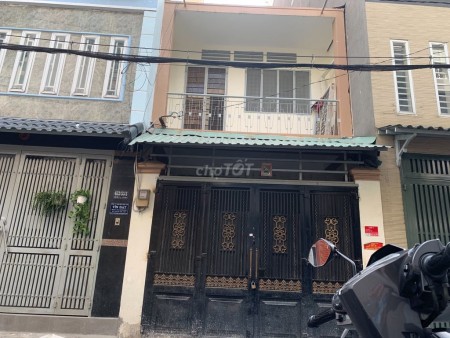 Có nhà hẻm 652 Cộng Hoà, Quận Tân Bình, cần cho thuê giá 16 triệu/tháng, dtsd 112m2