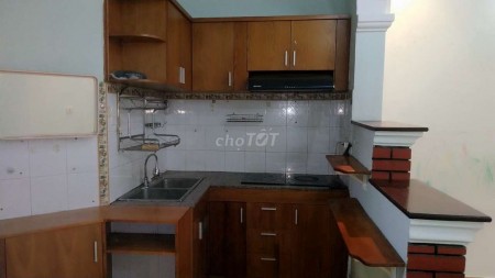 Đường Nguyễn Văn Công, Quận Gò Vấp cần cho thuê nhà rộng 29m2, 2 tầng đúc, giá 7 triệu/tháng