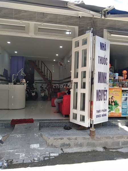 Có nhà rộng 70m2, 2 tầng, đúc bê tông, đường số 45, Thủ Đức, giá 7 triệu/tháng, yên tĩnh