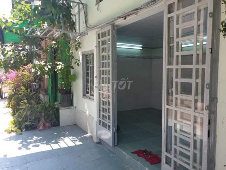 Cho thuê nhà đường Phạm Thế Hiển, Quận 8 rộng 6 triệu/tháng, dtsd 21m2, có gác