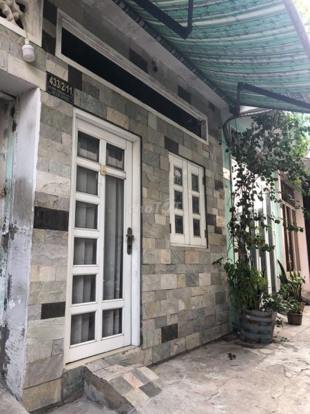 Cho thuê nguyên căn rộng 25m2, hạ tầng hoàn thiện, giá 5 triệu/tháng, hẻm 433/2 Lê Đức Thọ, Gò Vấp