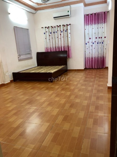 Chủ cần cho thuê nhà rộng 72m2, 3 tầng, đúc kiên cố, giá 12 triệu/tháng, đường Cư Xá Phú Lâm A, Quận 6