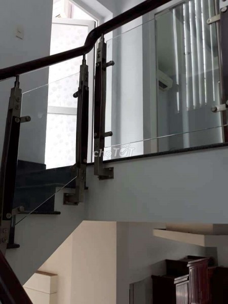 Mình có nhà rộng 60m2 chưa sử dụng cần cho thuê giá 12 triệu/tháng, đường số 7, Quận Thủ Đức