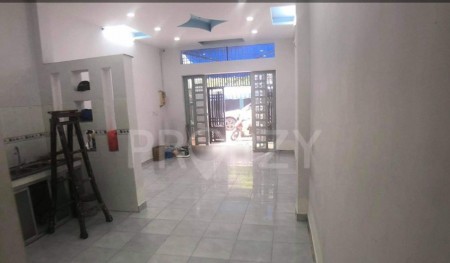 Hẻm xe tải, dt 4x15m trệt lầu kiên cố,3pn 2wc mới