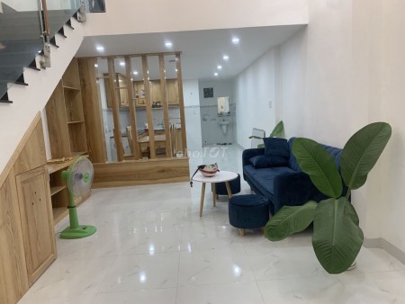 Nguyên căn chính chủ cần cho thuê nhanh, dt 60m2, 2 tầng, giá 8 triệu/tháng, lh 0972314627