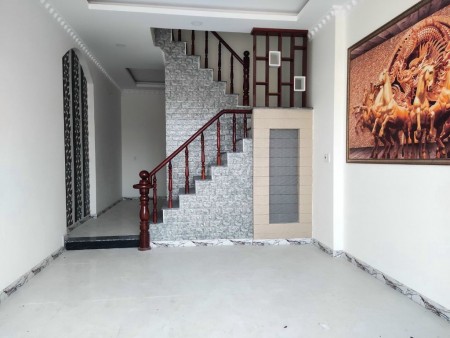 Hẻm 89/4A Huỳnh Văn Bánh, Phú Nhuận cần cho thuê nguyên căn rộng 42m2, giá 11 triệu/tháng