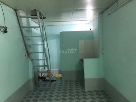 Mình cần cho thuê nhà hẻm 42 Nguyễn Khoái, Quận 4 rộng 40m2, giá 6.5 triệu/tháng