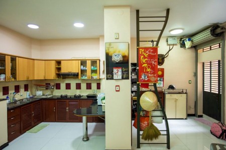 Chính chủ cho thuê nhanh nhà đường Tôn Thất Thuyết, Quận 4, dtsd 97.5m2, 2 tầng, giá 16 triệu/tháng