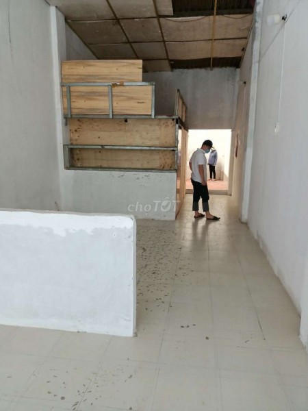 Chính chủ cần cho thuê nhà rộng 84m2 (4mx21m), cấp 4, đường Hương Lộ 2, Bình Tân, giá 6 triệu/tháng