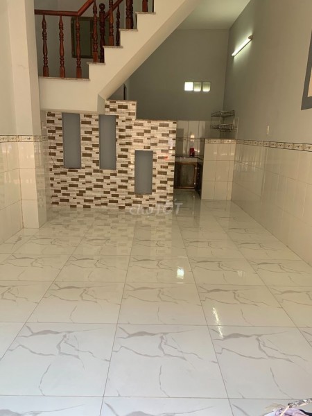 Nhà 1 trệt, 1 lầu đúc đường Xuân Thới Thượng 58C, Hóc Môn cần cho thuê giá 4 triệu/tháng