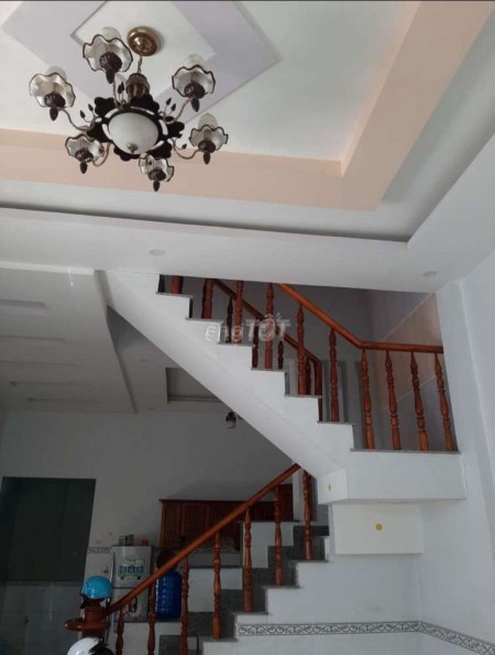 Rạch Cầu Suối, huyện Bình Chánh cần cho thuê nguyên căn 60m2, 2 tầng, giá 4 triệu/tháng