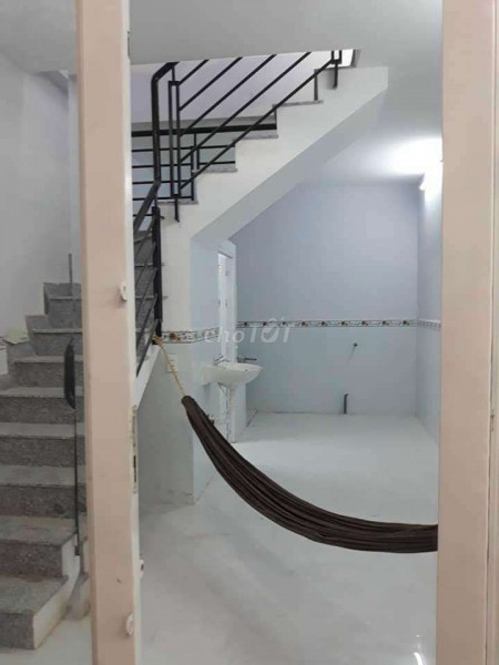 Nguyên căn hẻm Quốc Lộ 50, huyện Bình Chánh, dtsd 24m2, giá 3.5 triệu/tháng, khu an ninh