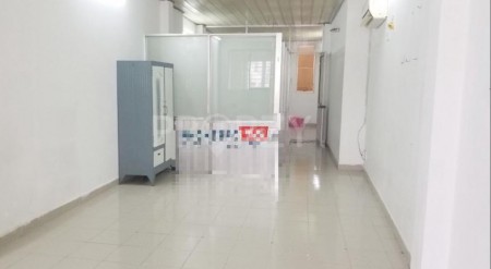 Hẻm Hoà Hưng, Quận 10 chủ cần cho thuê nhanh nhà 130m2, 3 tầng, giá 10 triệu/tháng