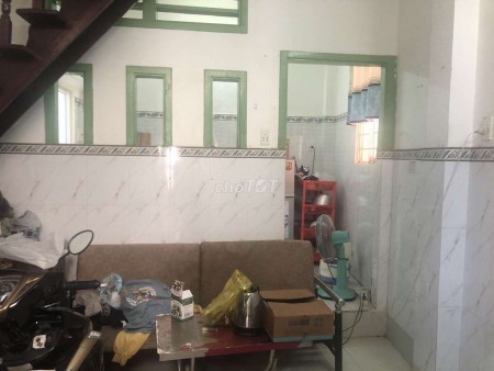 Nguyên căn Quận 11, chủ cần cho thuê nhà 50m2, 2 tầng, giá 6.5 triệu/tháng, lh 0931886305