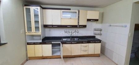 Chính chủ cần cho thuê nhà rộng 60m2, 2 tầng đúc, giá 14 triệu/tháng, hẻm 333 Lê Văn Sỹ, Tân Bình