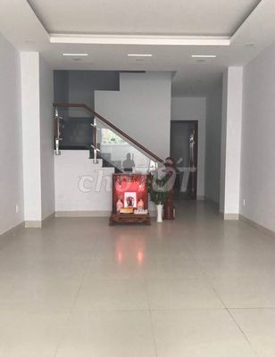 Mặt tiền tiện kinh doanh Quận Bình Thạnh, dtsd 60m2, giá 32 triệu/tháng, lh 0396868458