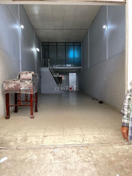 Mình cho thuê nhanh nguyên căn 88m2, Quận 12, 2 tầng, giá 6 triệu/tháng, lh 0978593070