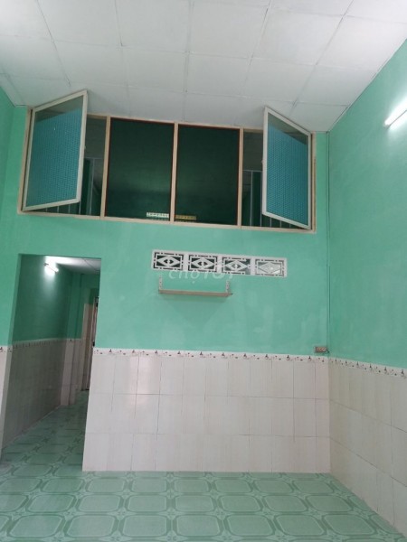 Chủ nhà cho thuê nhanh nguyên căn rộng 48m2, cấp 4, giá 4 triệu/tháng, hẻm Liên Khu 4-5