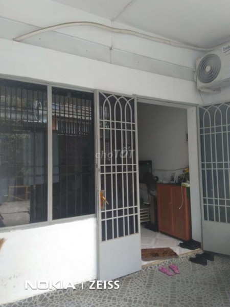 Chủ cho thuê nhanh nhà Quận 12, dtsd 60m2, còn mới, giá 5 triệu/tháng, lh 0988517797