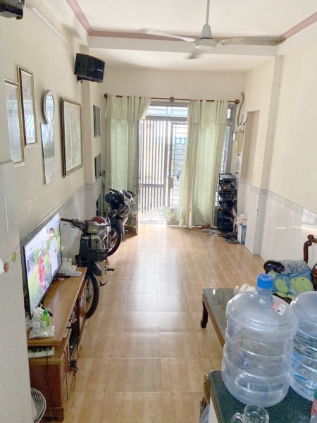 Đường Mai Lão Bạng, Quận Tân Bình cần cho thuê nhà dt 147m2, giá 12 triệu/tháng